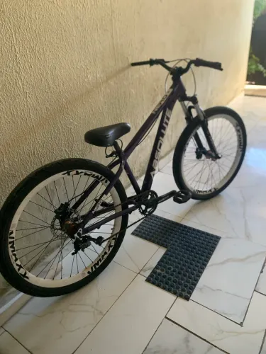 Bike Absolute Nero (Quadro 29 com Aro 26) - Completa e Conservada 