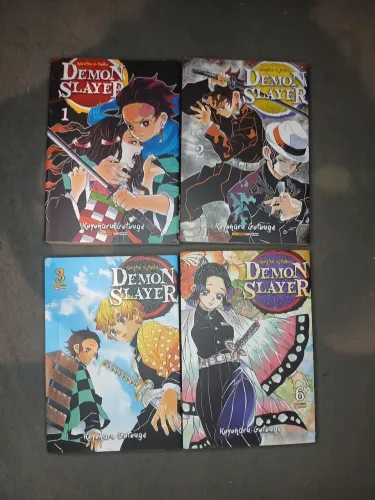 Demon Slayer: Kimetsu no Yaiba | Volume 1, 2, 3 e 6