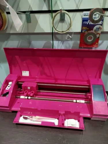 Plotter De Recorte Silhouette Cameo 3 Pink Lid - Cor Pink