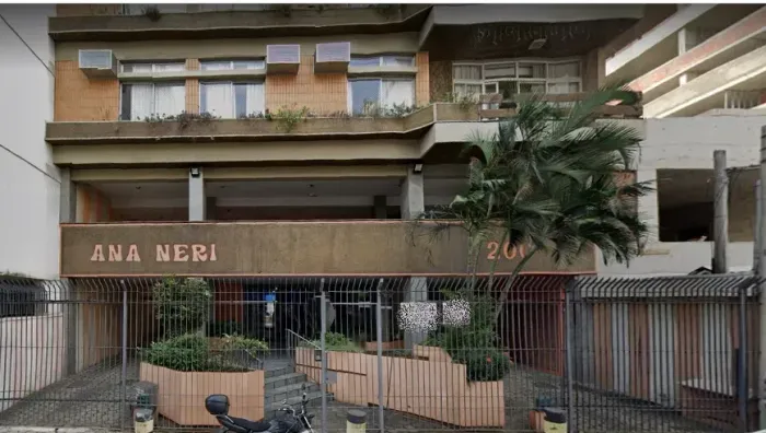 Imóvel para aluguel com 3 quartos em Centro - Nova Iguaçu - RJ
