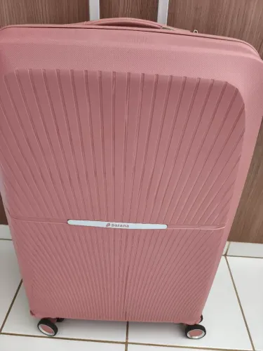 Mala de Viagem Que Não Quebra