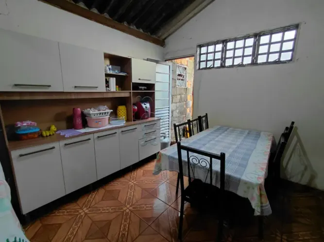 Casa terrea de 200m² com 3 quartos para venda em Sertaozinho