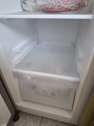 Geladeira inox MIDEA