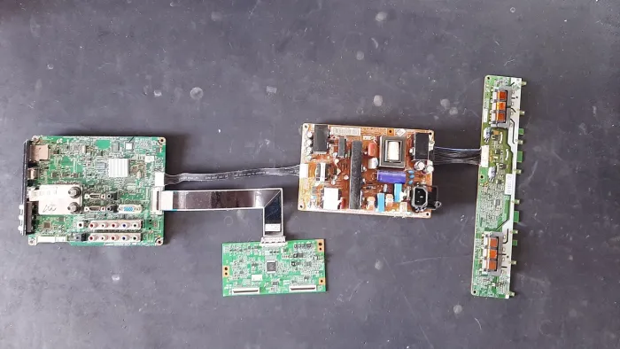 Placas TV Samsung LN32C530F1M
