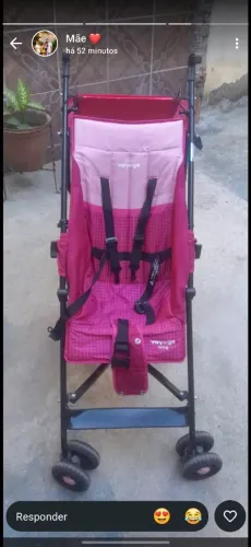 Carrinho de bebê passeio