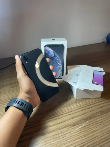 iPhone XR 128gb | Impecável Face ID ok Completo na caixa Funcionando tudo perfeitamente!