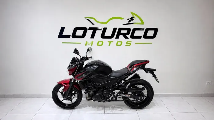 Kawasaki Z400 2021