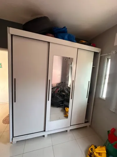 Guarda roupa