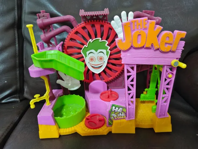 Fábrica de risadas coringa Imaginext 