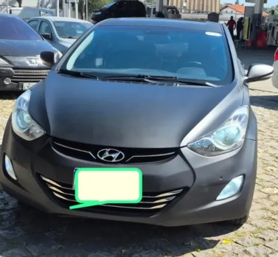 Hyundai Elantra GLS 2.0 16V Flex Aut. 2013