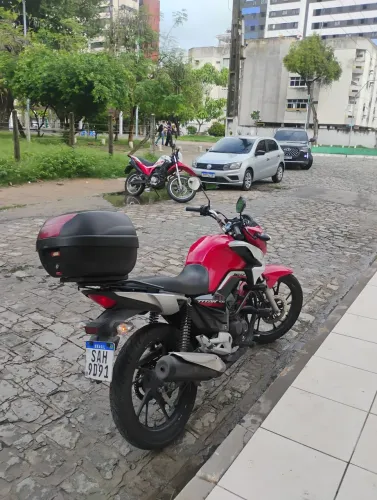 Vendo Baú + Bagageiro "GIVI"