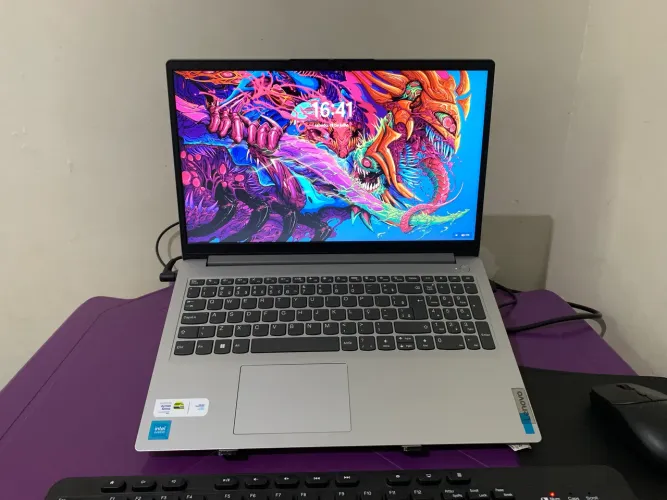 Notebook lenovo IdeaPad 1i