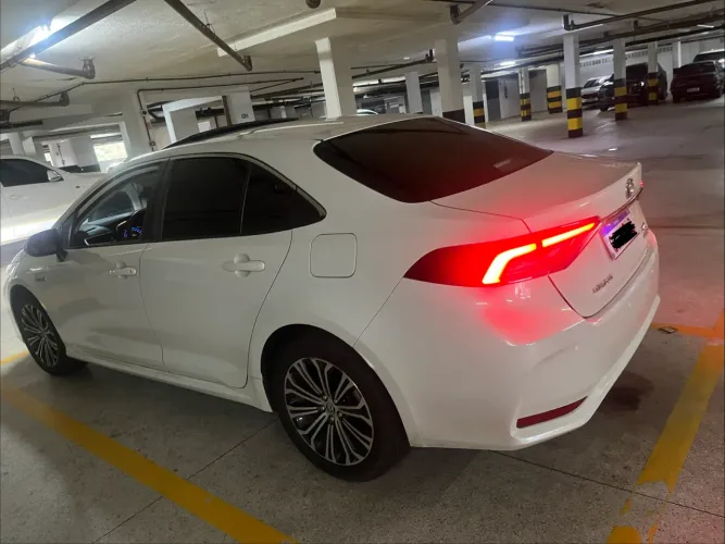 Toyota Corolla Altis Prem. Hybrid 1.8 Flex AUT 2020