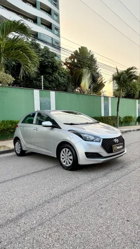 Hyundai HB20 Unique 1.0 Flex 12V Mec. 2019