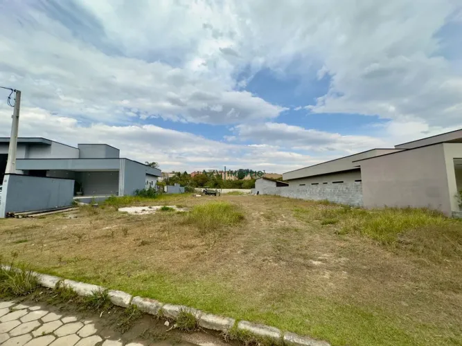 Terreno Plano à Venda 1.253 m² Condomínio Parque Vale dos Lagos Jacareí/SP