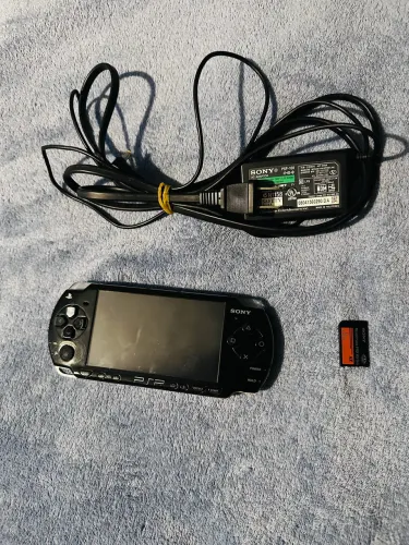 PSP 2000 Desbloqueado