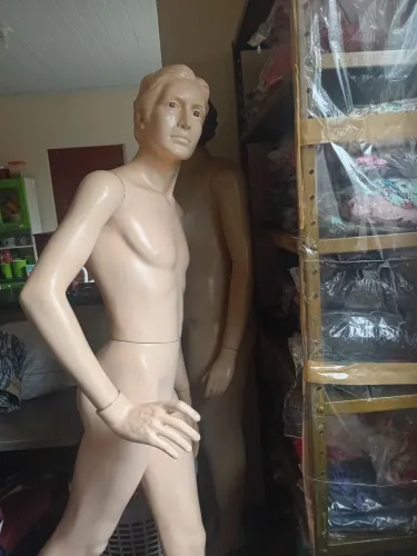 Manequim masculino 