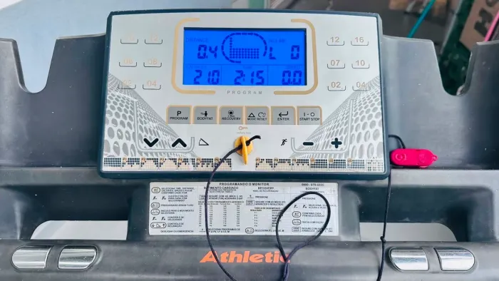 Esteira Athletic Advanced, 520EE