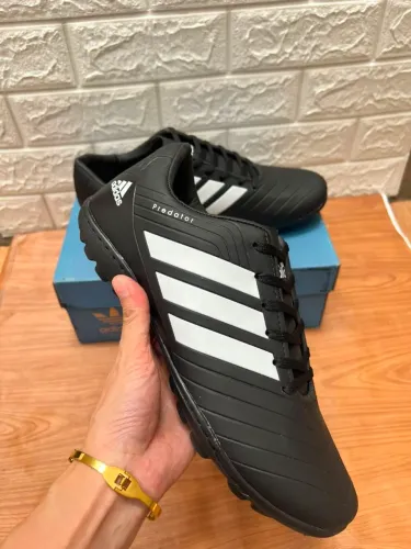 Para seu futebol ficar com mais qualidade trago pra vcs as socyetes coladas e costuradas