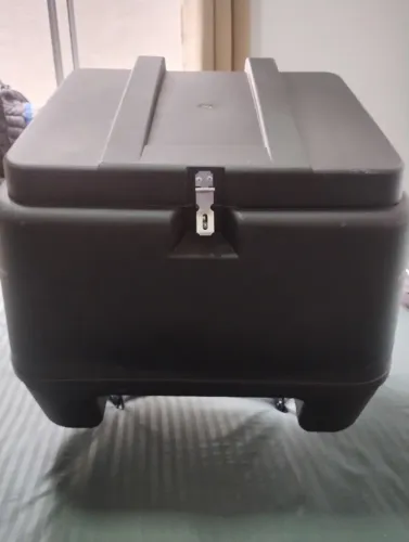 Vendo Baú de Moto 80 Litros Pró Tork (Sem a Alça do Garupa)