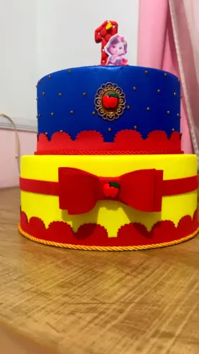 Bolo branca de neve
