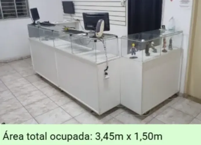Espaçoso Balcão de Loja 3 módulos, usado