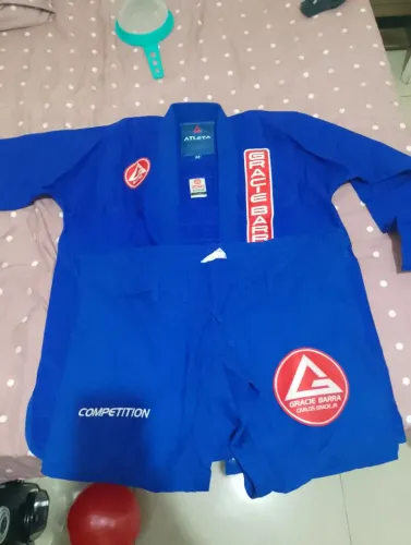 Kimono Gracie Barra Competition A4