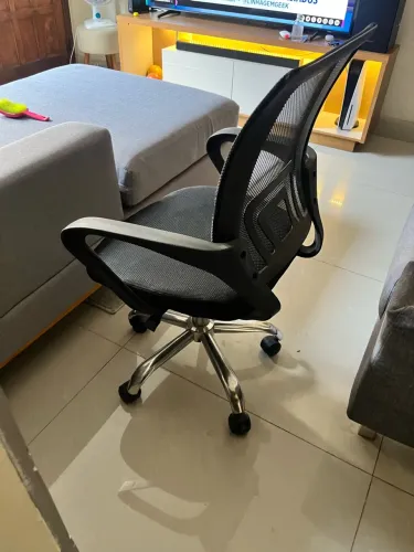 CADEIRA ESCRITÓRIO GIRATÓRIA