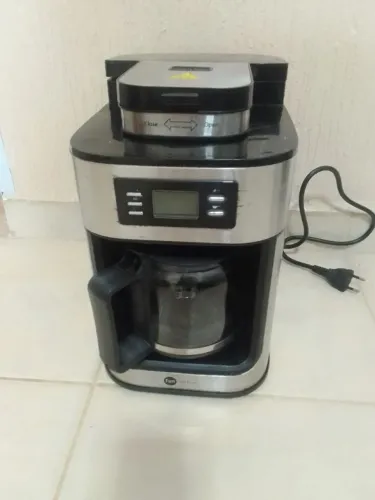 Cafeteira com programação de horario