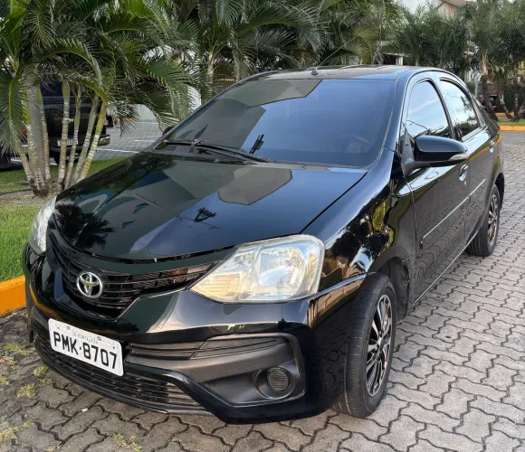 Toyota Etios XLS Sedan 1.5 Flex 16V 4P Mec. 2015