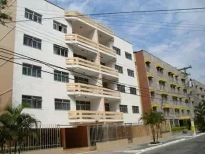 PERTO DE TUDO  QUE É BOM GOSTOSO E PRAZEROSO