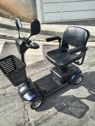 Cadeira motorizada scooter