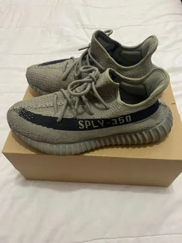 Tenis Yeezy 350 V2 Granite