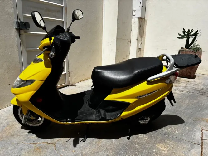 Suzuki Burgman 125