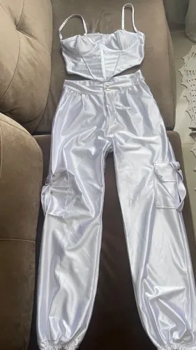 Conjunto com calça jogger estiloso 