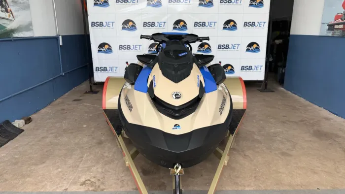 JET SKI WAKE 170 2025 AINDA NA GARANTIA