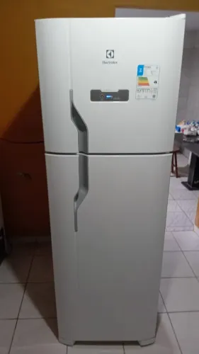 Geladeira Electrolux  Branca 371 litros