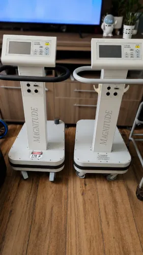 Monitor para ressonância magnética Invivo MRI3150