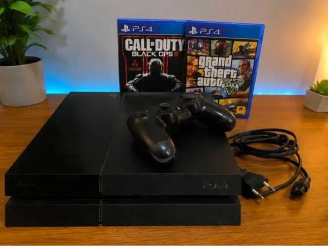 Playstation 4 Fat 500gb + 2 jogos originais.