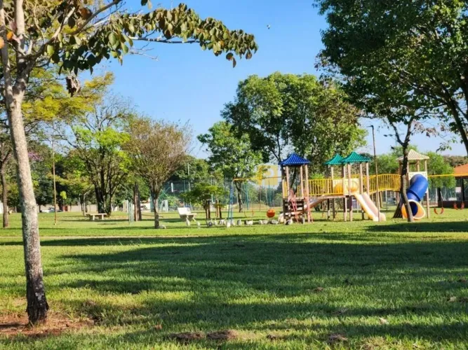 Terreno à venda - Bairro Portal dos Nobres - Americana/SP