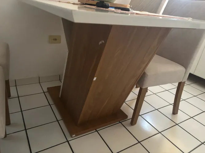 Mesa 04 lugares 