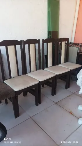 Vendo 4 cadeiras