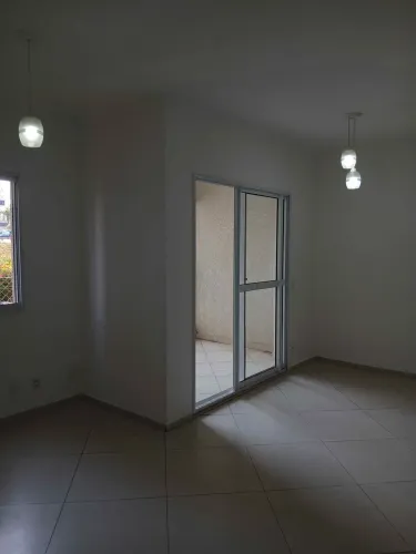 Apartamento ótima localização e bairro Cond Vitrine Esplanada