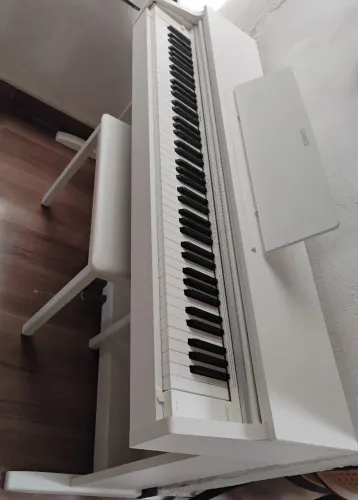 Piano digital Cácio Celviano AP-270<br>