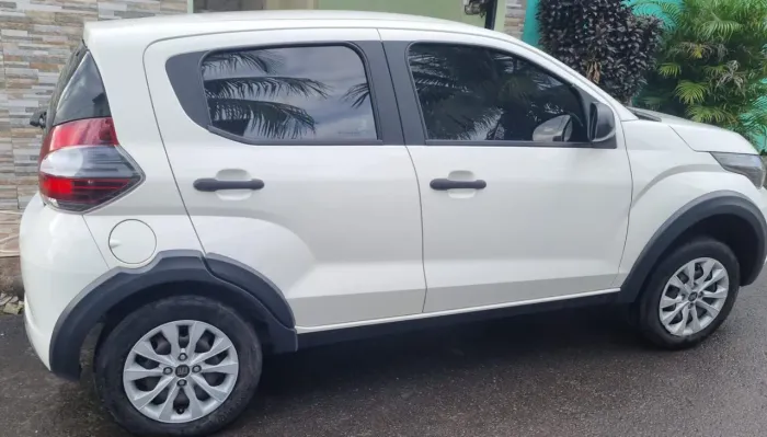 Fiat Mobi Like 1.0 Fire Flex 5P. 2021