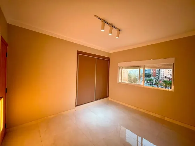 Apartamento com 3 dormitórios para alugar, 136 m² por R$ 7.500,01/mês - José Menino - Sant