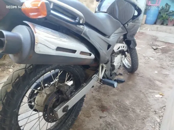 Vendo ou troco por moto menor com volta 