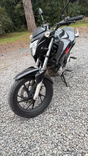 Vendo moto Honda/CB Twister 250cc