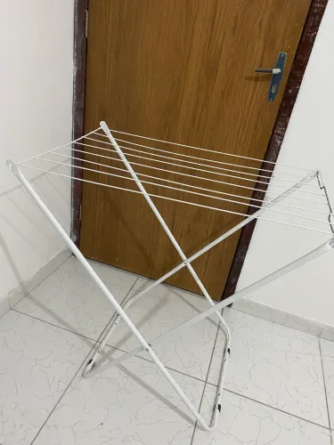 Varal portátil de chão 