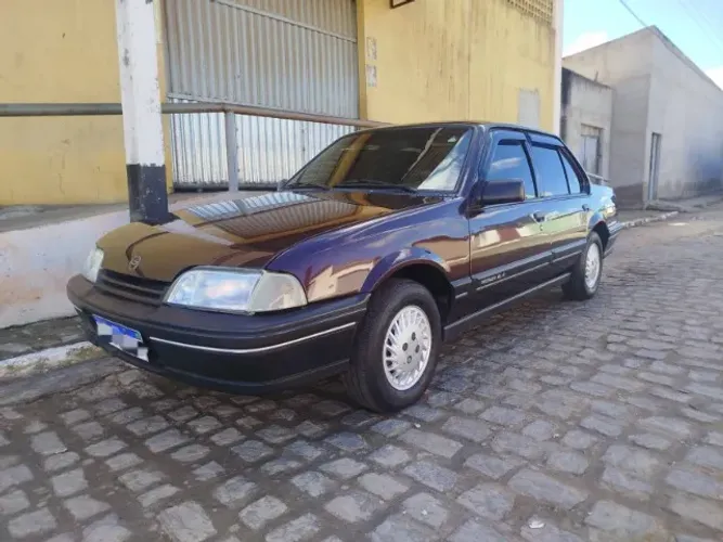 Chevrolet Monza GL 2.0 Efi/sl/l/650/club/barc.2e4p (álcool) 1992